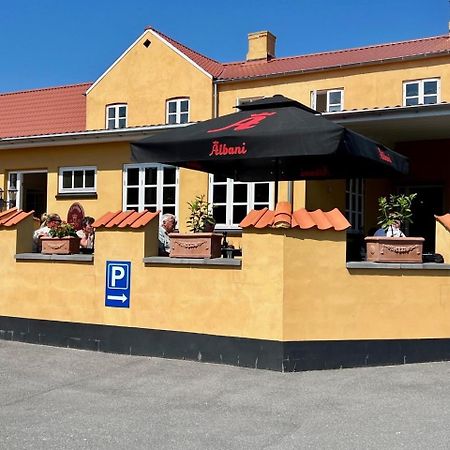 Oro Kro & Hotel Exteriör bild