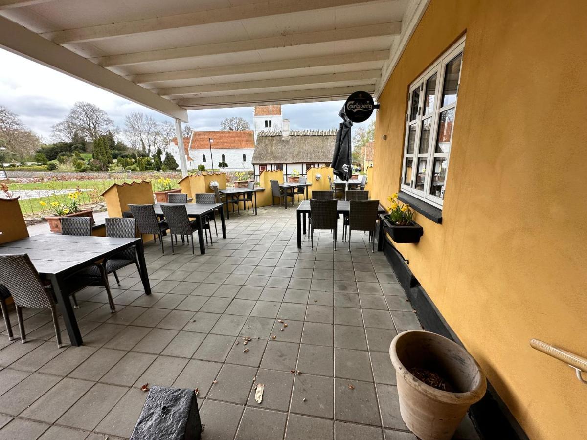 Oro Kro & Hotel Exteriör bild