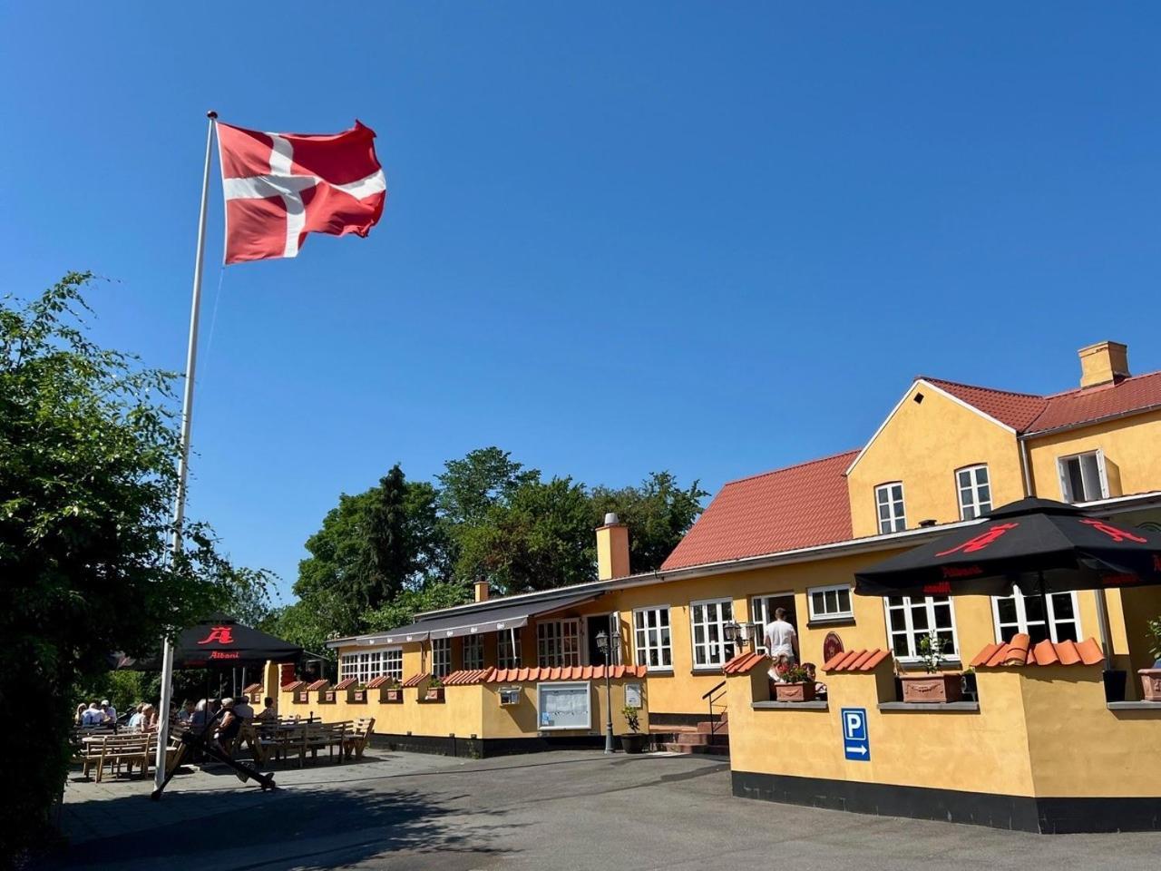 Oro Kro & Hotel Exteriör bild